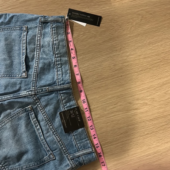 Banana Republic Flare Crop Jeans light wash - Picture 5 of 7